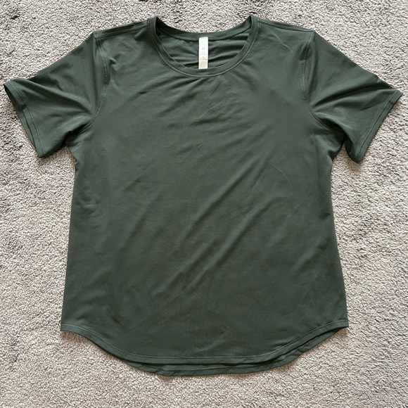 Lululemon Lightweight Training Short-Sleeve Shirt Size 8 - Picture 1 of 4